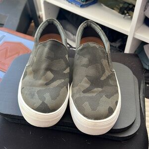 Steve Madden camo shoes